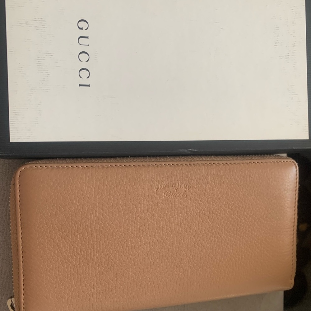 Gucci wallet